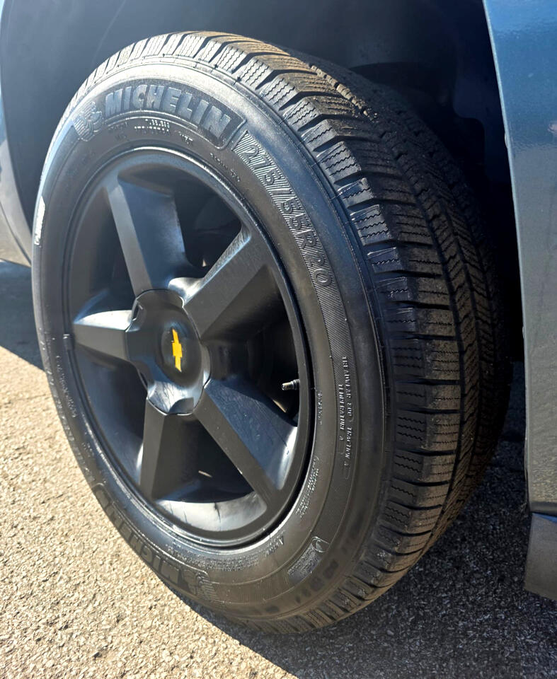 Chevrolet Avalanche LT 4WD 2012 Chevrolet Avalanche LT 4WD 2012