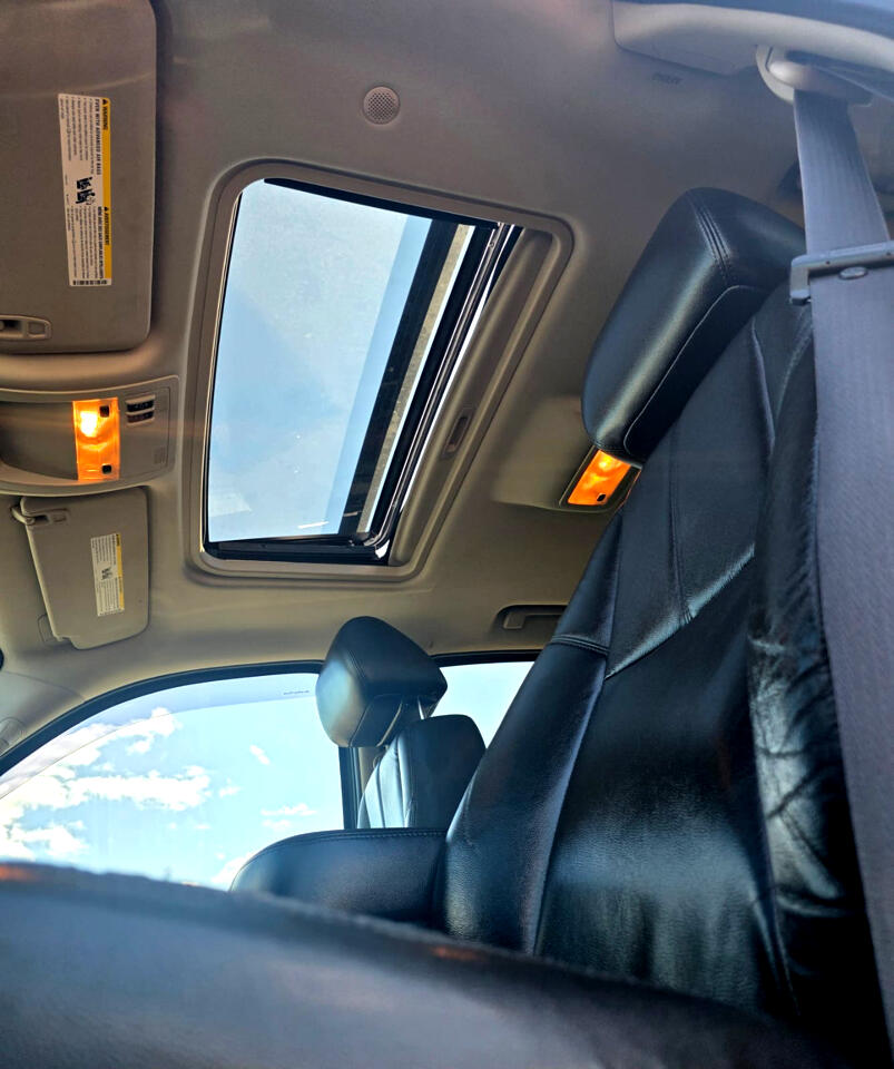Chevrolet Avalanche LT 4WD 2012 Chevrolet Avalanche LT 4WD 2012