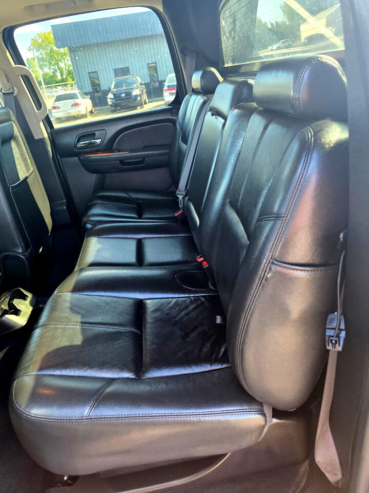 Chevrolet Avalanche LT 4WD 2012 Chevrolet Avalanche LT 4WD 2012