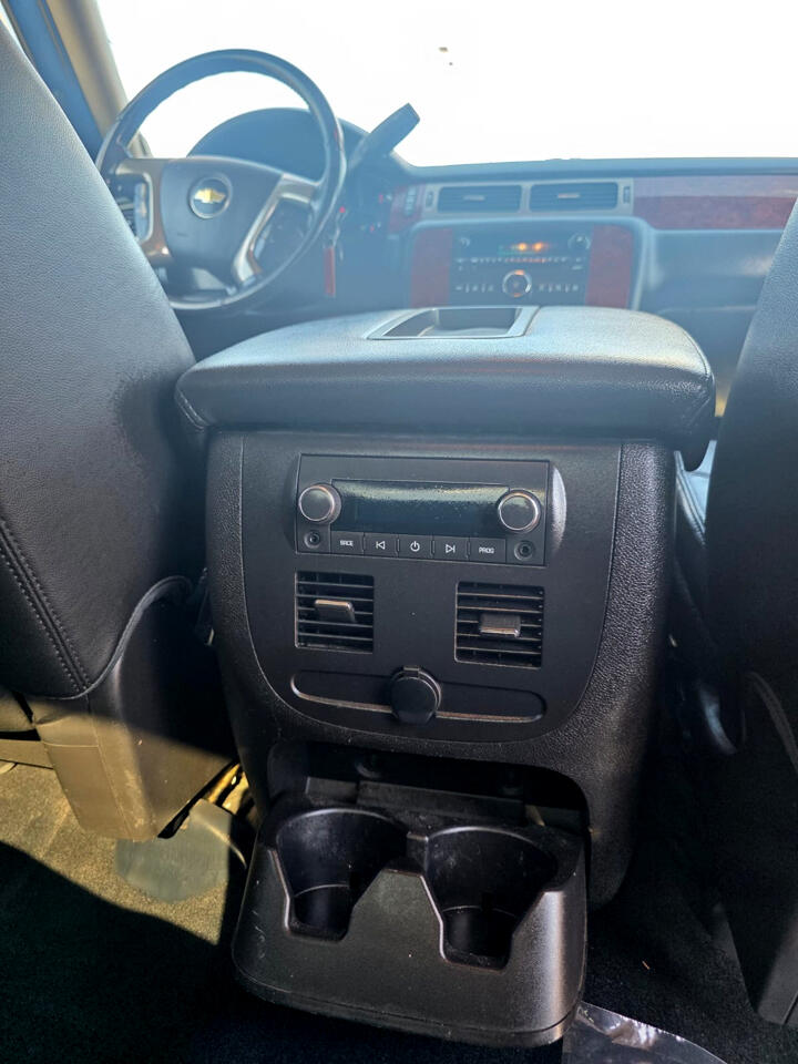 Chevrolet Avalanche LT 4WD 2012 Chevrolet Avalanche LT 4WD 2012