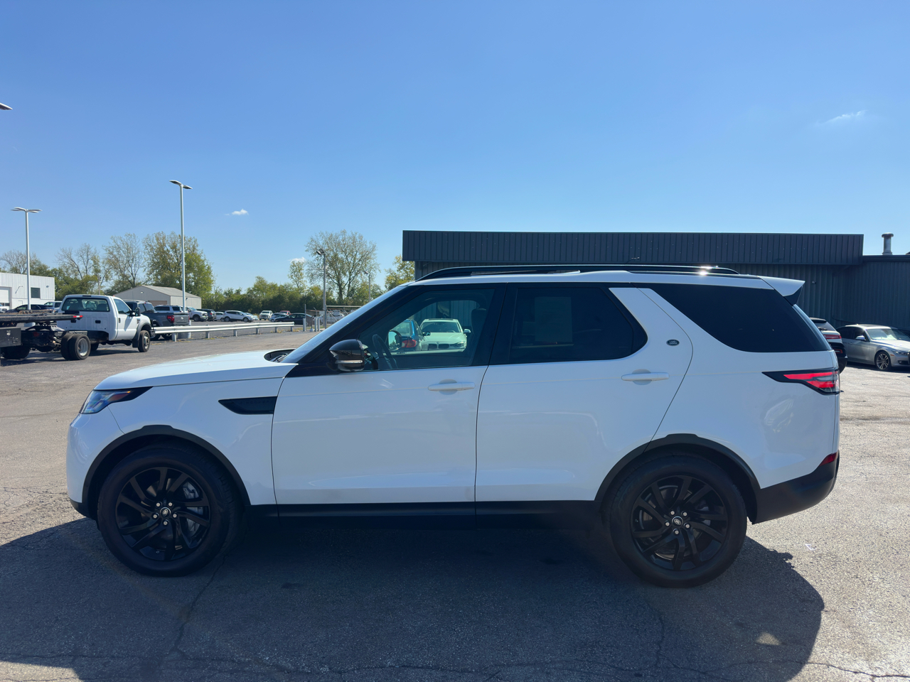 2020 Land Rover Discovery HSE photo 4