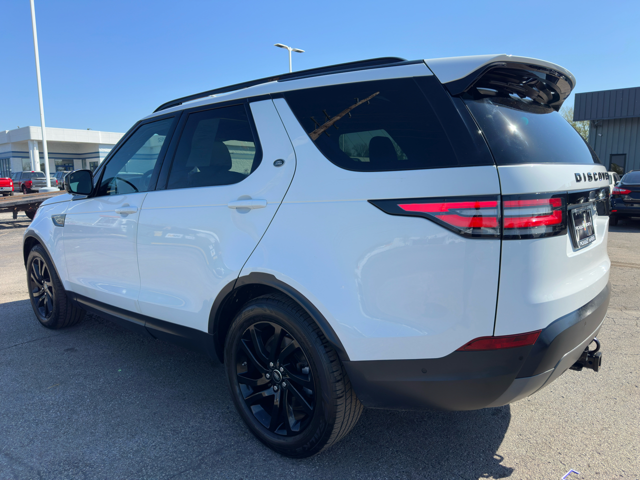 2020 Land Rover Discovery HSE photo 5