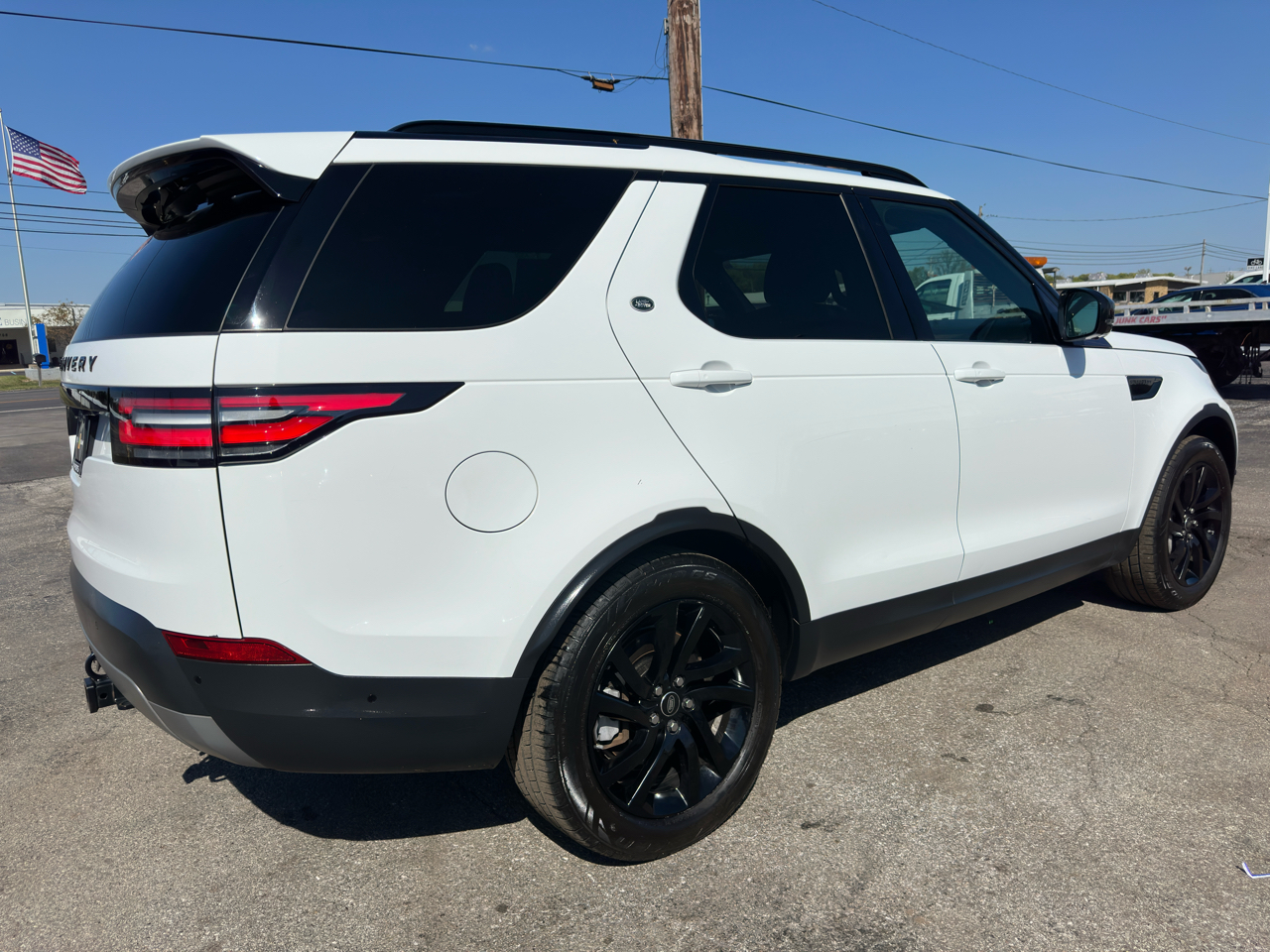 2020 Land Rover Discovery HSE photo 10