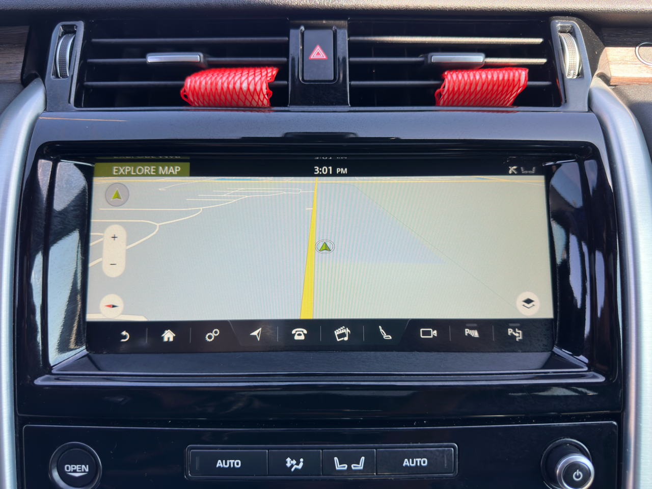 2020 Land Rover Discovery HSE photo 26
