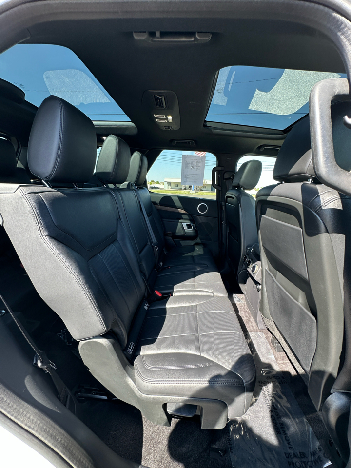 2020 Land Rover Discovery HSE photo 41