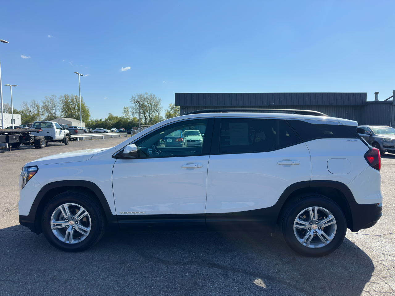 2023 Gmc Terrain SLE photo 4