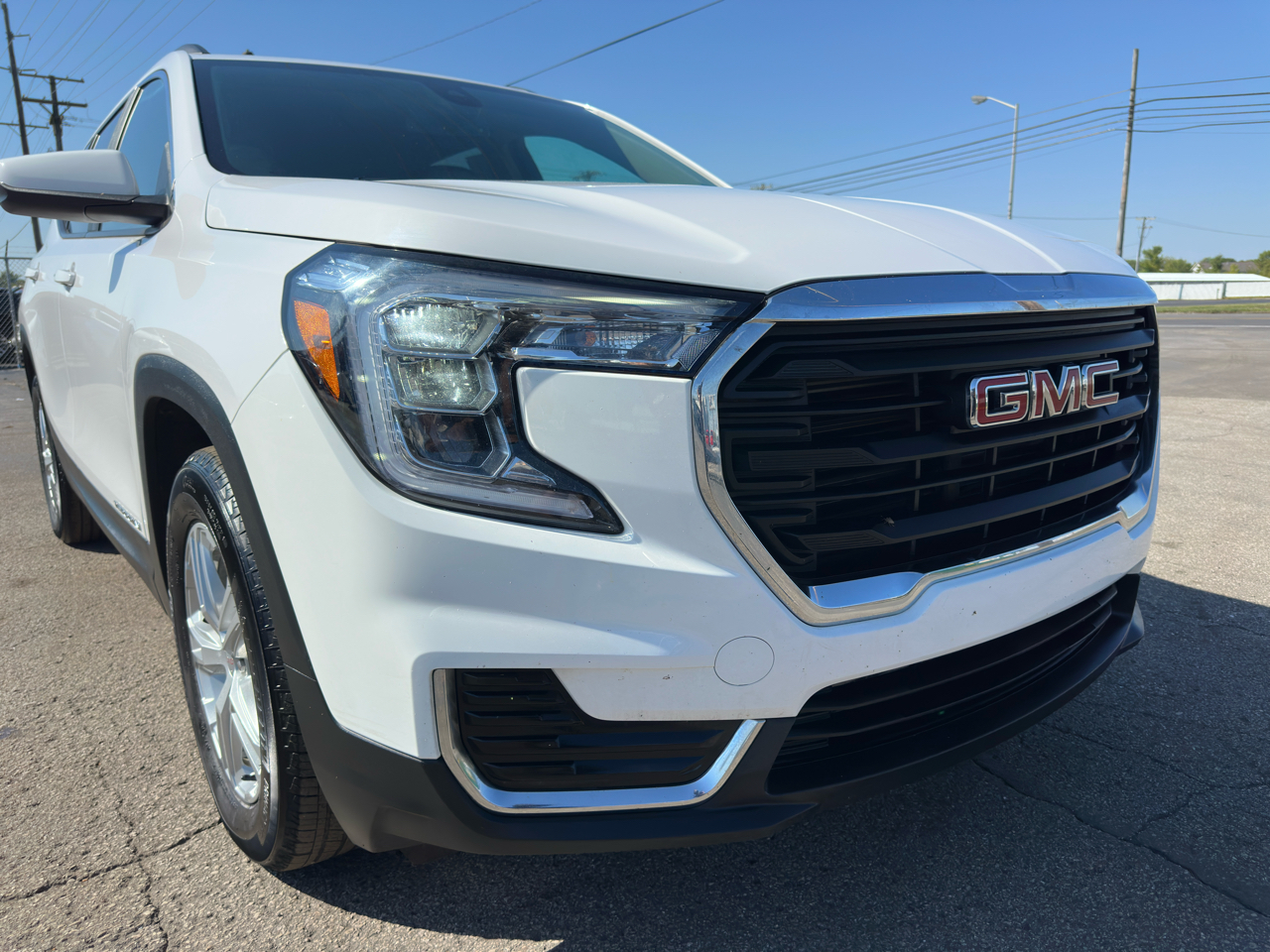 2023 Gmc Terrain SLE photo 13