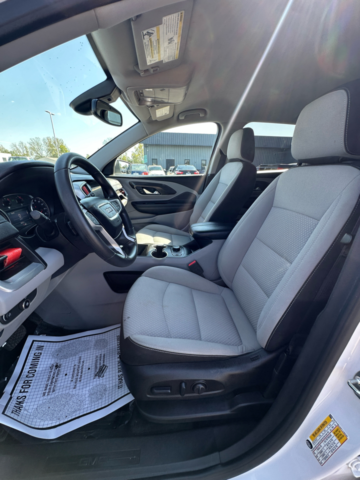 2023 Gmc Terrain SLE photo 17