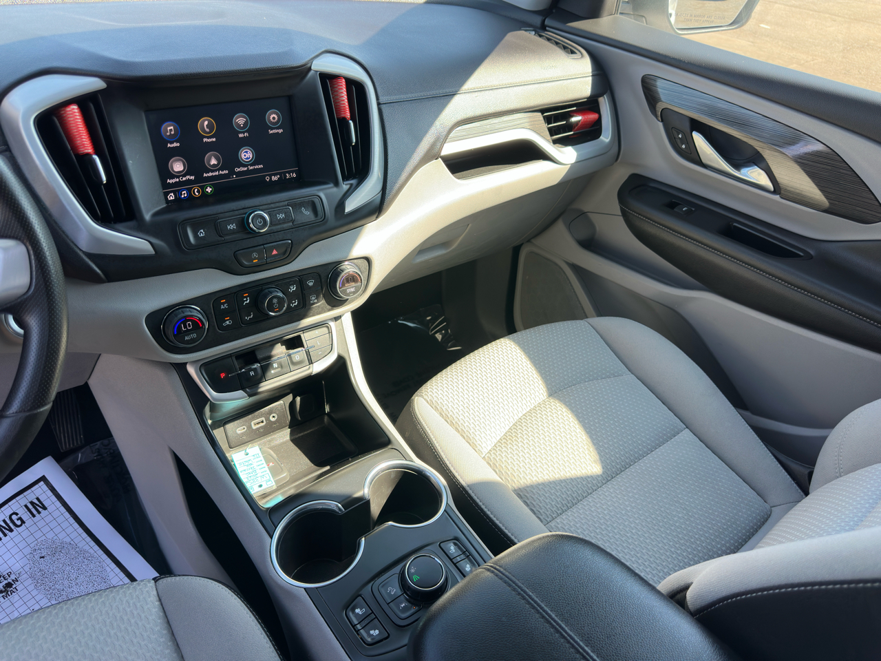 2023 Gmc Terrain SLE photo 21