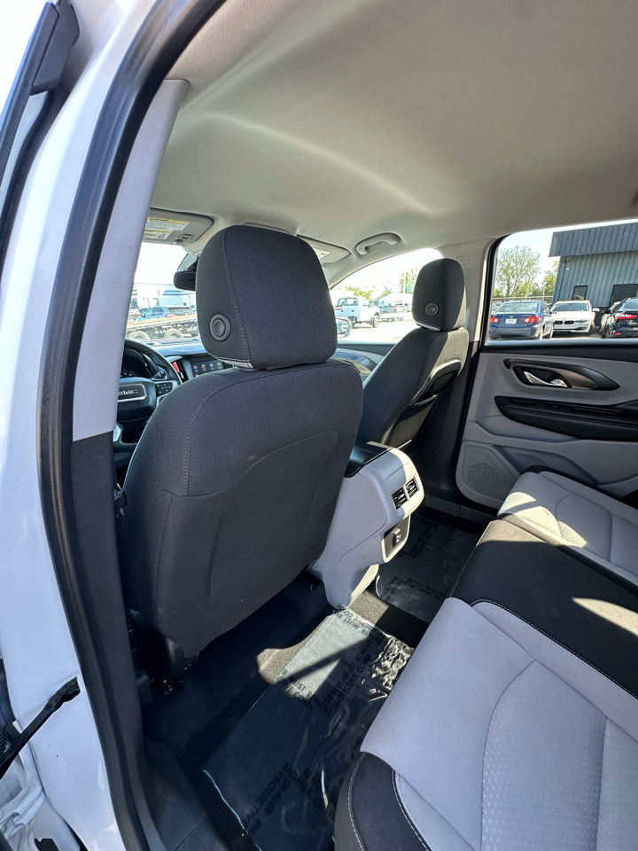 2023 Gmc Terrain SLE photo 35