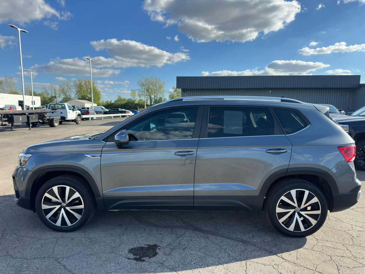 2022 Volkswagen Taos SE photo 5