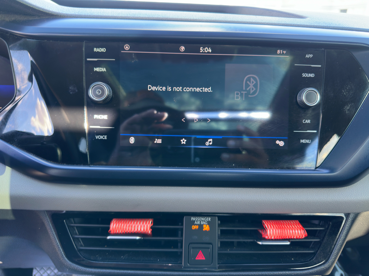 2022 Volkswagen Taos SE photo 21
