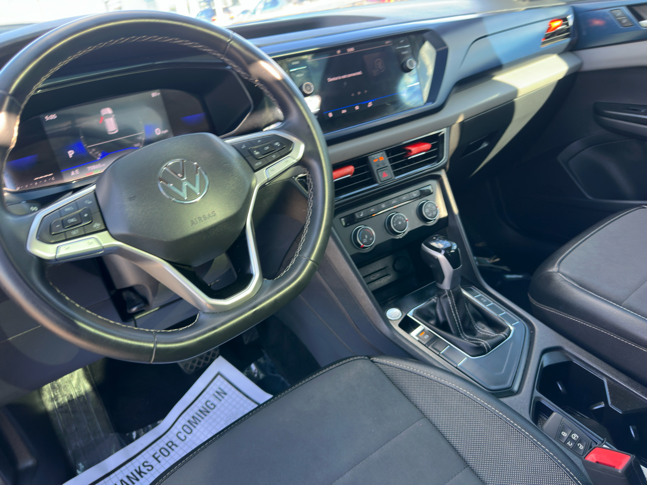 2022 Volkswagen Taos SE photo 26
