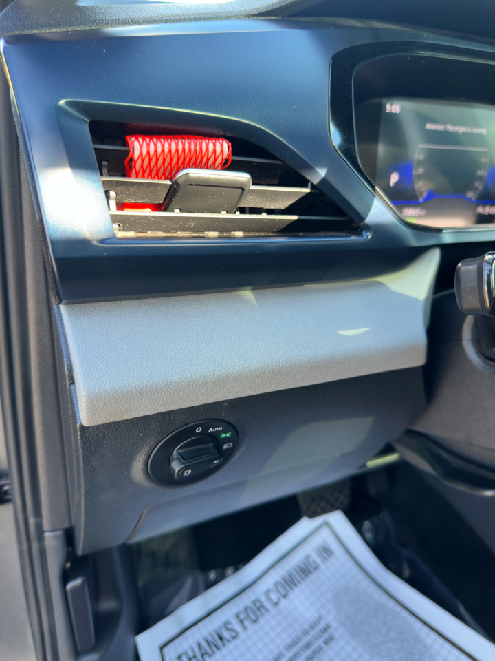 2022 Volkswagen Taos SE photo 30