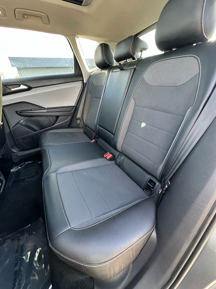 2022 Volkswagen Taos SE photo 37