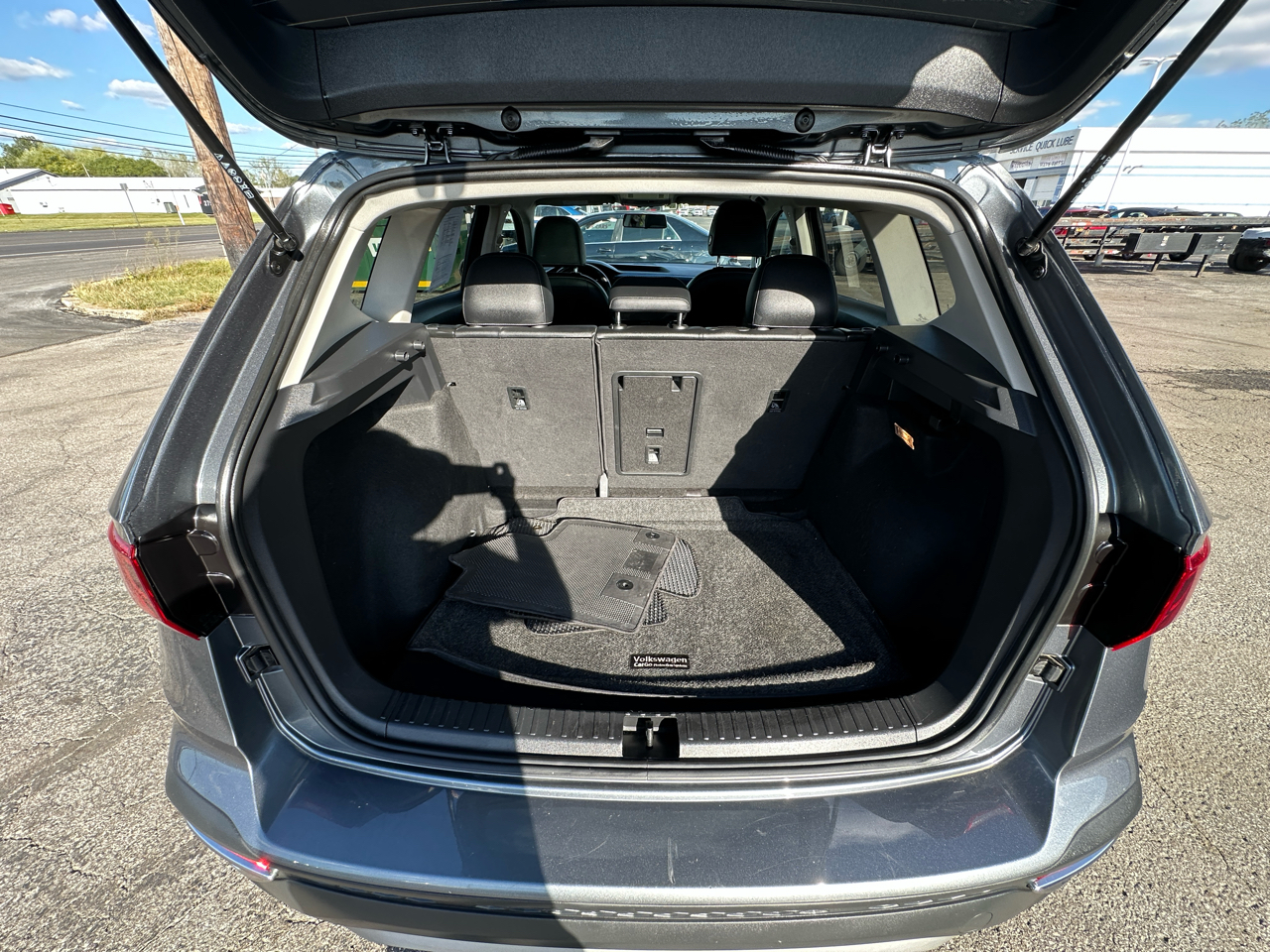 2022 Volkswagen Taos SE photo 38