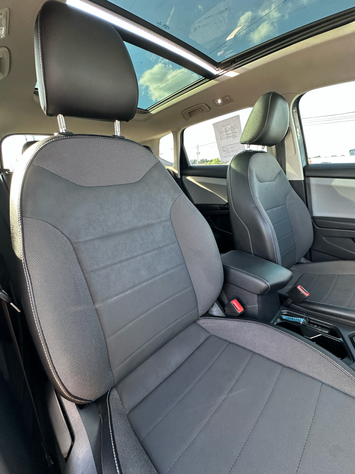 2022 Volkswagen Taos SE photo 45