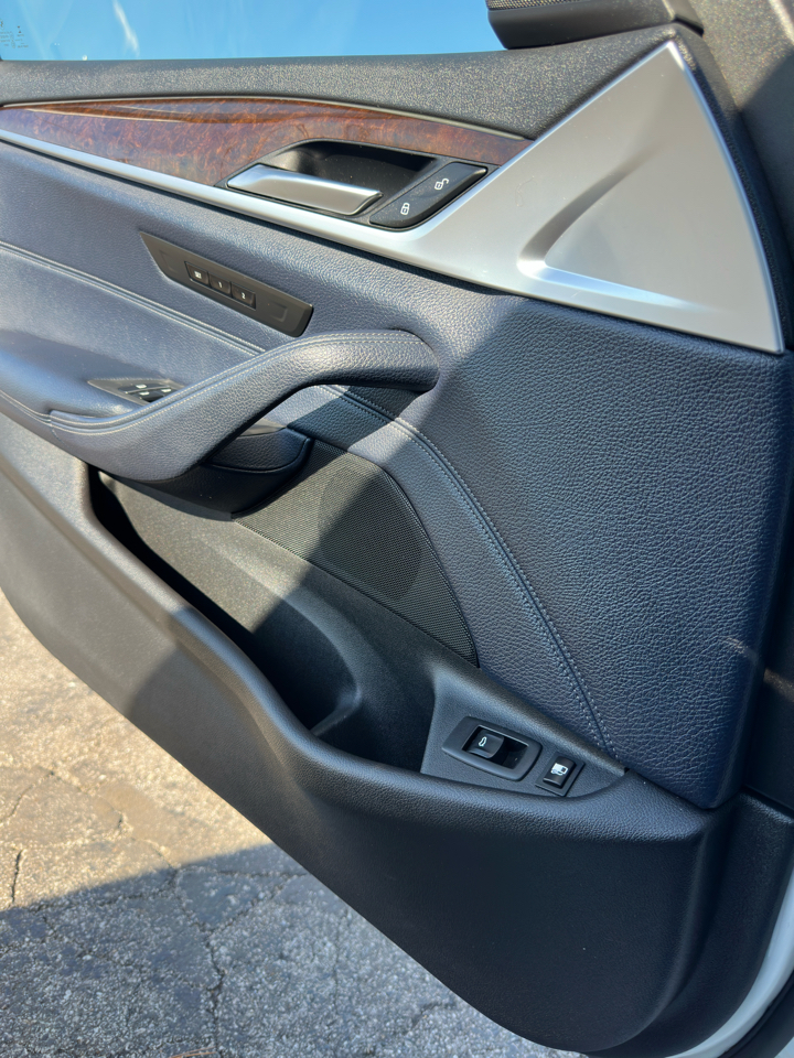 2019 Bmw 530e xDrive Sedan photo 21