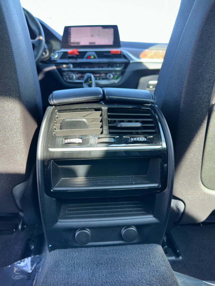 2019 Bmw 530e xDrive Sedan photo 46