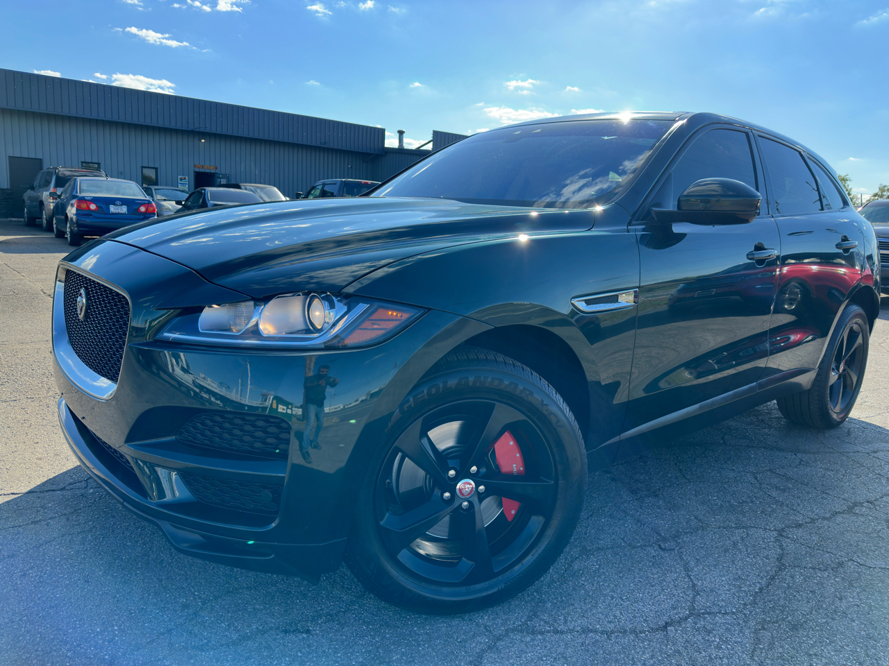 2018 Jaguar F-PACE Premium photo 3