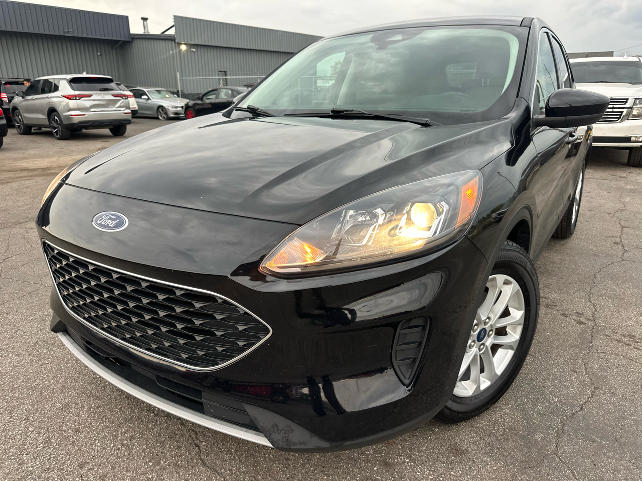 Ford Escape SE Hybrid FWD 2021 Ford Escape SE Hybrid FWD 2021