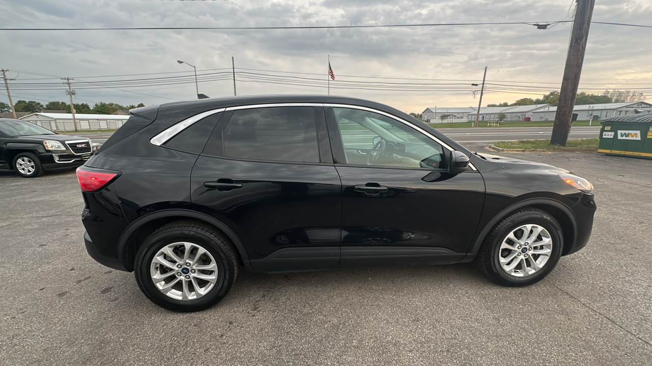 Ford Escape SE Hybrid FWD 2021 Ford Escape SE Hybrid FWD 2021