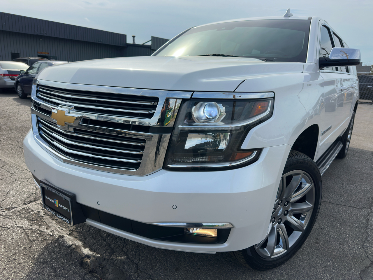 Chevrolet Suburban 4WD 4dr 1500 Premier 2017 Chevrolet Suburban 4WD 4dr 1500 Premier 2017