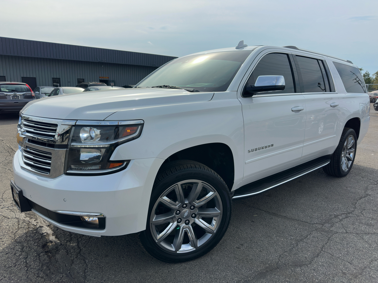 Chevrolet Suburban 4WD 4dr 1500 Premier 2017 Chevrolet Suburban 4WD 4dr 1500 Premier 2017