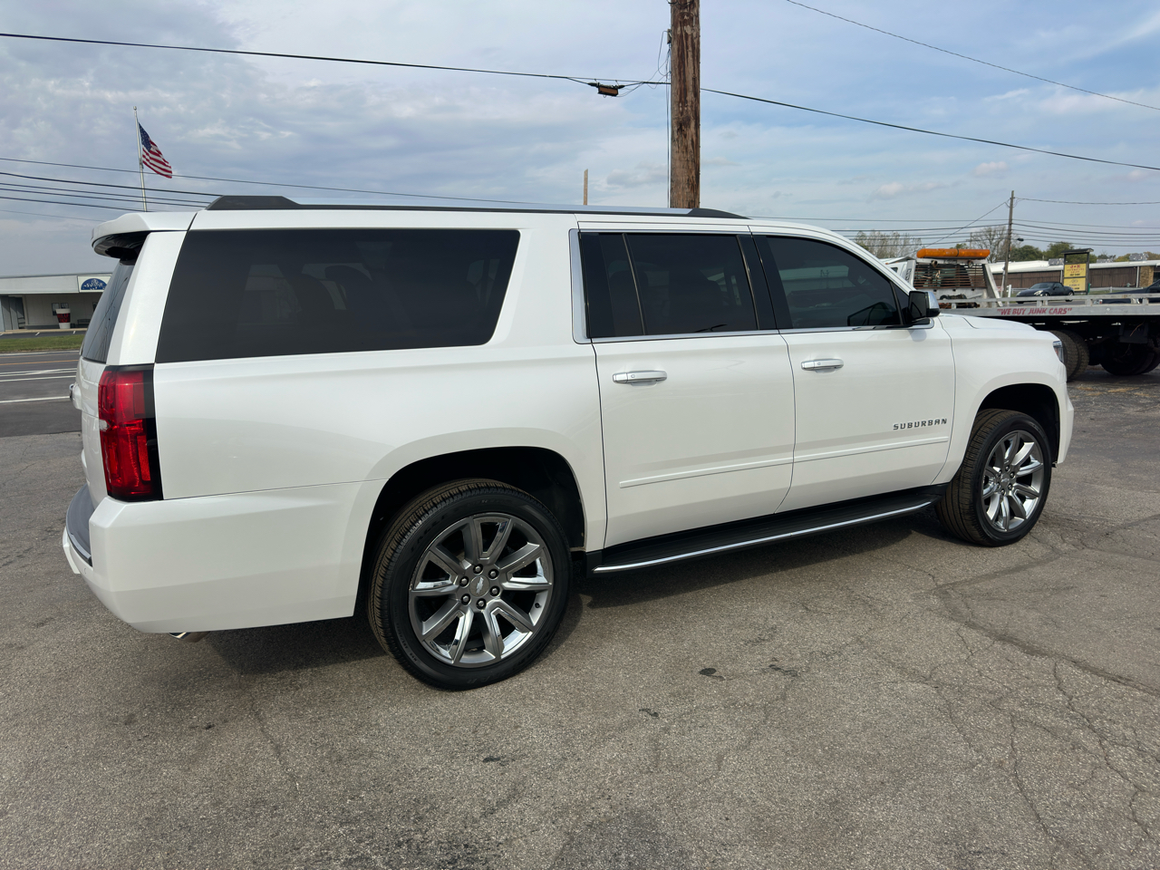 Chevrolet Suburban 4WD 4dr 1500 Premier 2017 Chevrolet Suburban 4WD 4dr 1500 Premier 2017
