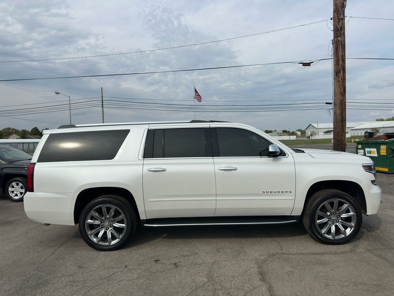 Chevrolet Suburban 4WD 4dr 1500 Premier 2017 Chevrolet Suburban 4WD 4dr 1500 Premier 2017