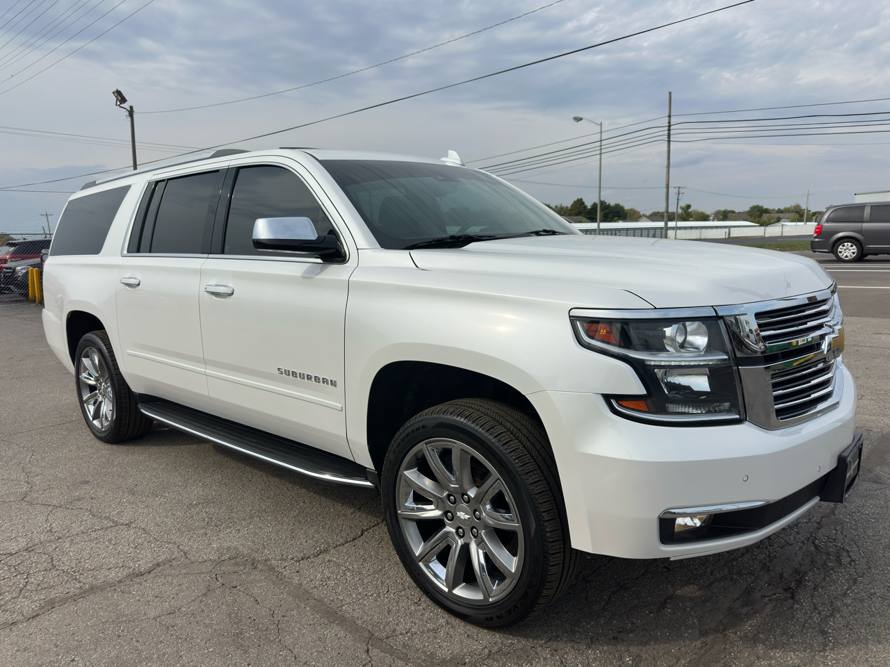 Chevrolet Suburban 4WD 4dr 1500 Premier 2017 Chevrolet Suburban 4WD 4dr 1500 Premier 2017