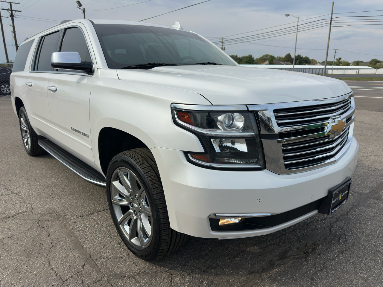 Chevrolet Suburban 4WD 4dr 1500 Premier 2017 Chevrolet Suburban 4WD 4dr 1500 Premier 2017