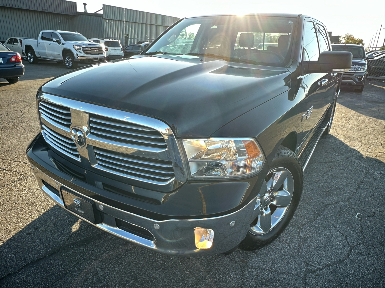 RAM 1500 2WD Crew Cab 140.5" Lone Star 2015 RAM 1500 2WD Crew Cab 140.5" Lone Star 2015