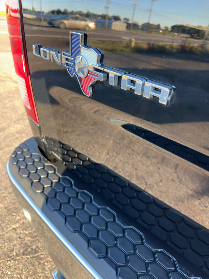 RAM 1500 2WD Crew Cab 140.5" Lone Star 2015 RAM 1500 2WD Crew Cab 140.5" Lone Star 2015
