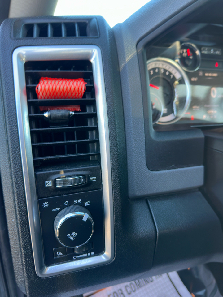 RAM 1500 2WD Crew Cab 140.5" Lone Star 2015 RAM 1500 2WD Crew Cab 140.5" Lone Star 2015