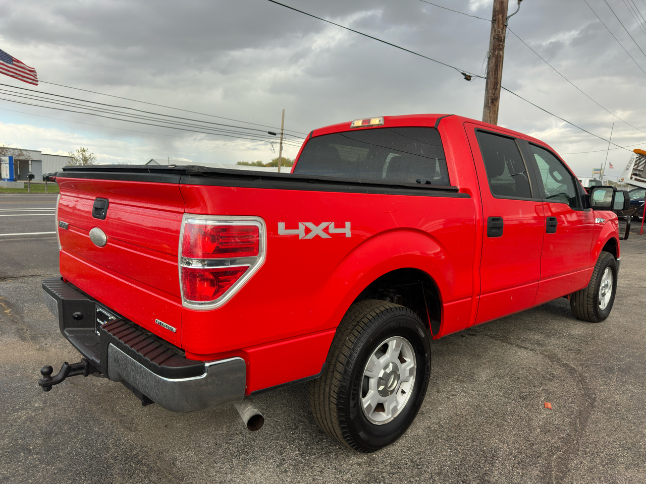 Ford F-150 4WD SuperCrew 139" XLT 2011 Ford F-150 4WD SuperCrew 139" XLT 2011