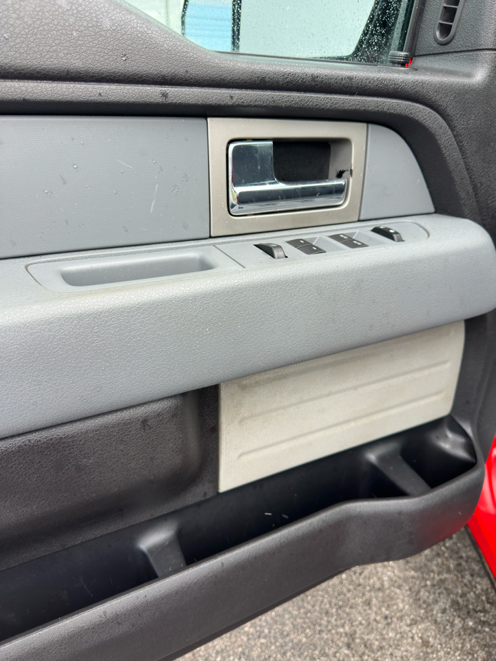 Ford F-150 4WD SuperCrew 139" XLT 2011 Ford F-150 4WD SuperCrew 139" XLT 2011