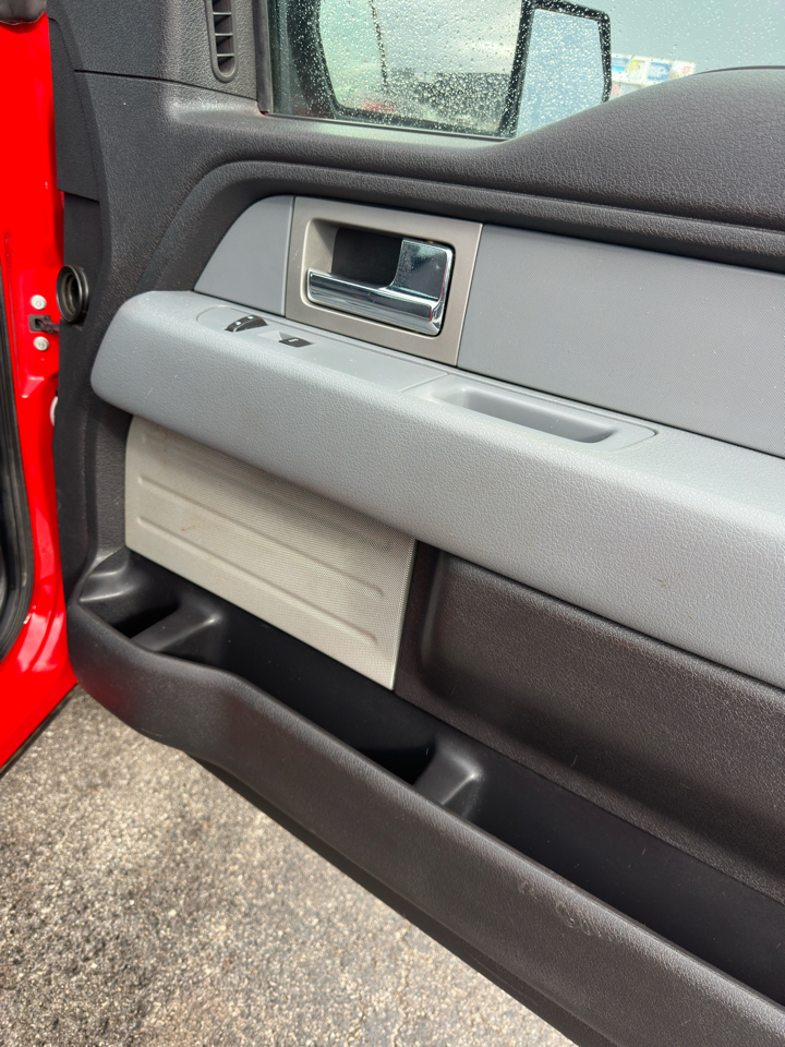Ford F-150 4WD SuperCrew 139" XLT 2011 Ford F-150 4WD SuperCrew 139" XLT 2011