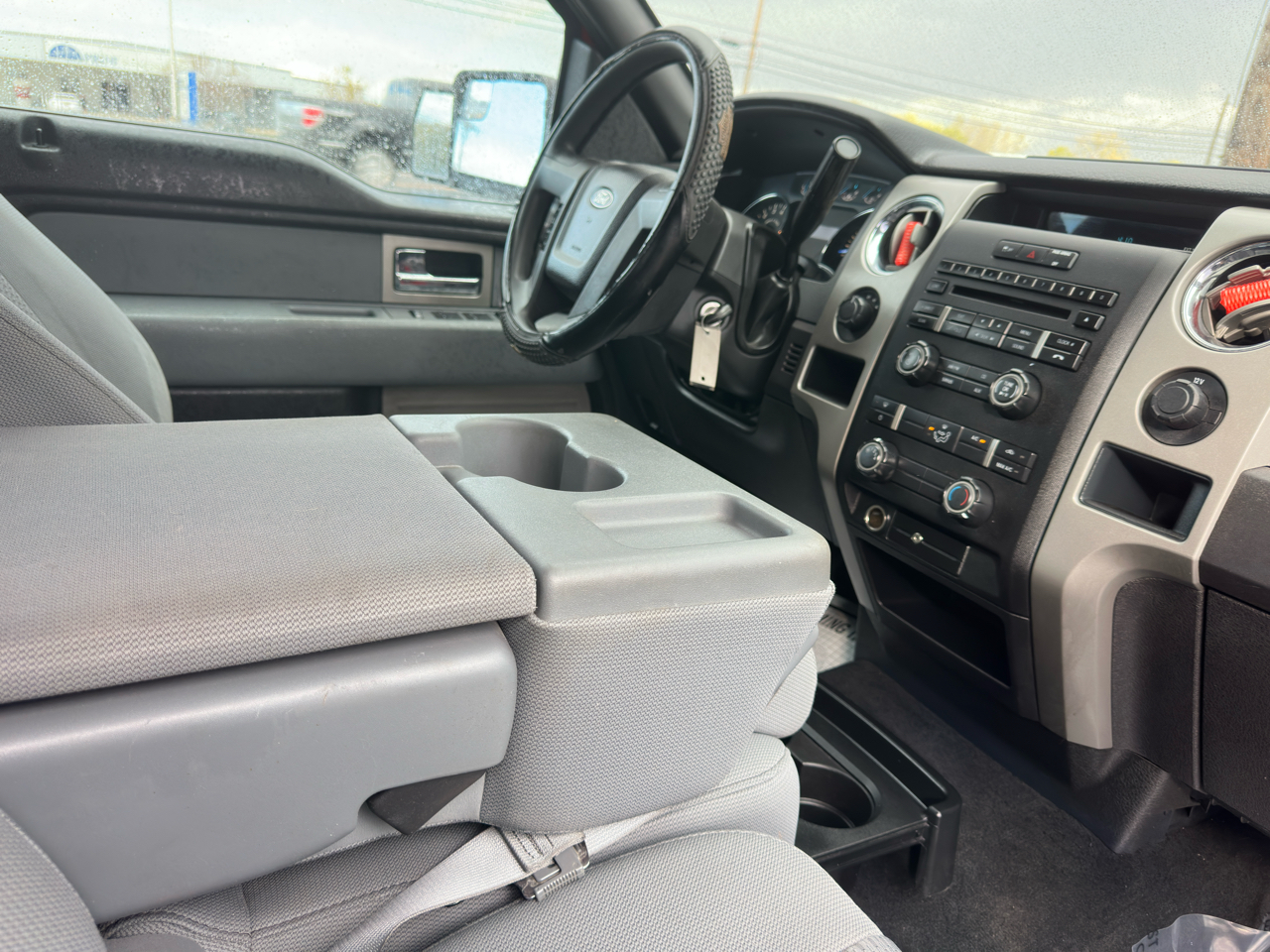 Ford F-150 4WD SuperCrew 139" XLT 2011 Ford F-150 4WD SuperCrew 139" XLT 2011