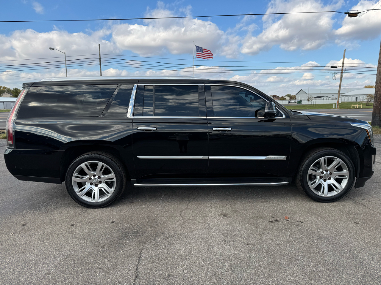 Cadillac Escalade ESV 4WD 4dr Luxury 2018 Cadillac Escalade ESV 4WD 4dr Luxury 2018