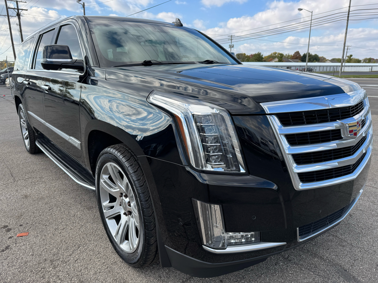 Cadillac Escalade ESV 4WD 4dr Luxury 2018 Cadillac Escalade ESV 4WD 4dr Luxury 2018