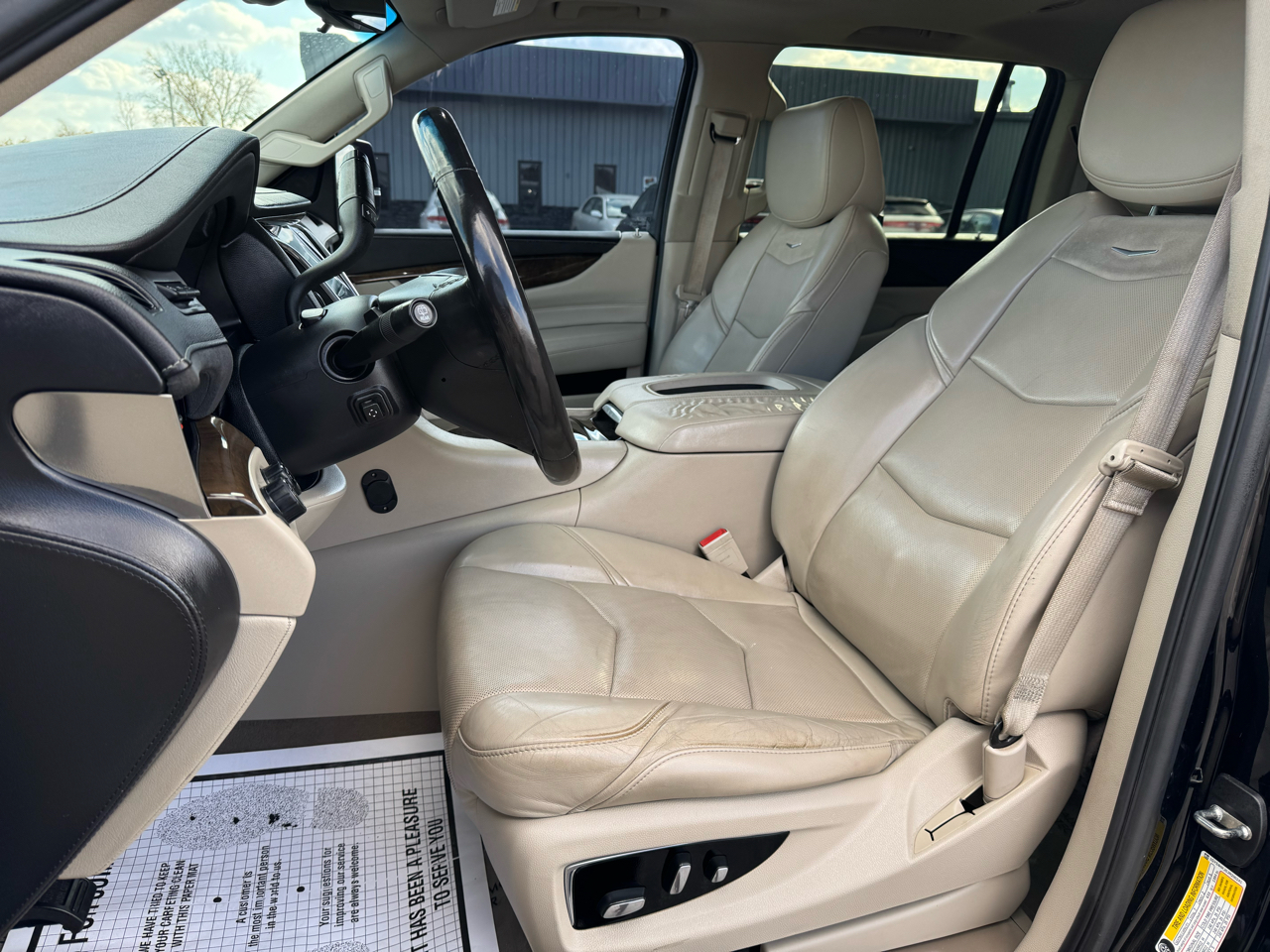 Cadillac Escalade ESV 4WD 4dr Luxury 2018 Cadillac Escalade ESV 4WD 4dr Luxury 2018