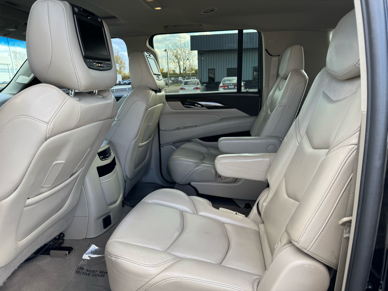 Cadillac Escalade ESV 4WD 4dr Luxury 2018 Cadillac Escalade ESV 4WD 4dr Luxury 2018