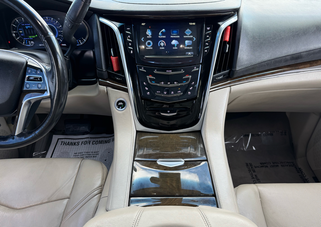 Cadillac Escalade ESV 4WD 4dr Luxury 2018 Cadillac Escalade ESV 4WD 4dr Luxury 2018