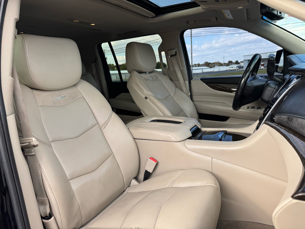 Cadillac Escalade ESV 4WD 4dr Luxury 2018 Cadillac Escalade ESV 4WD 4dr Luxury 2018