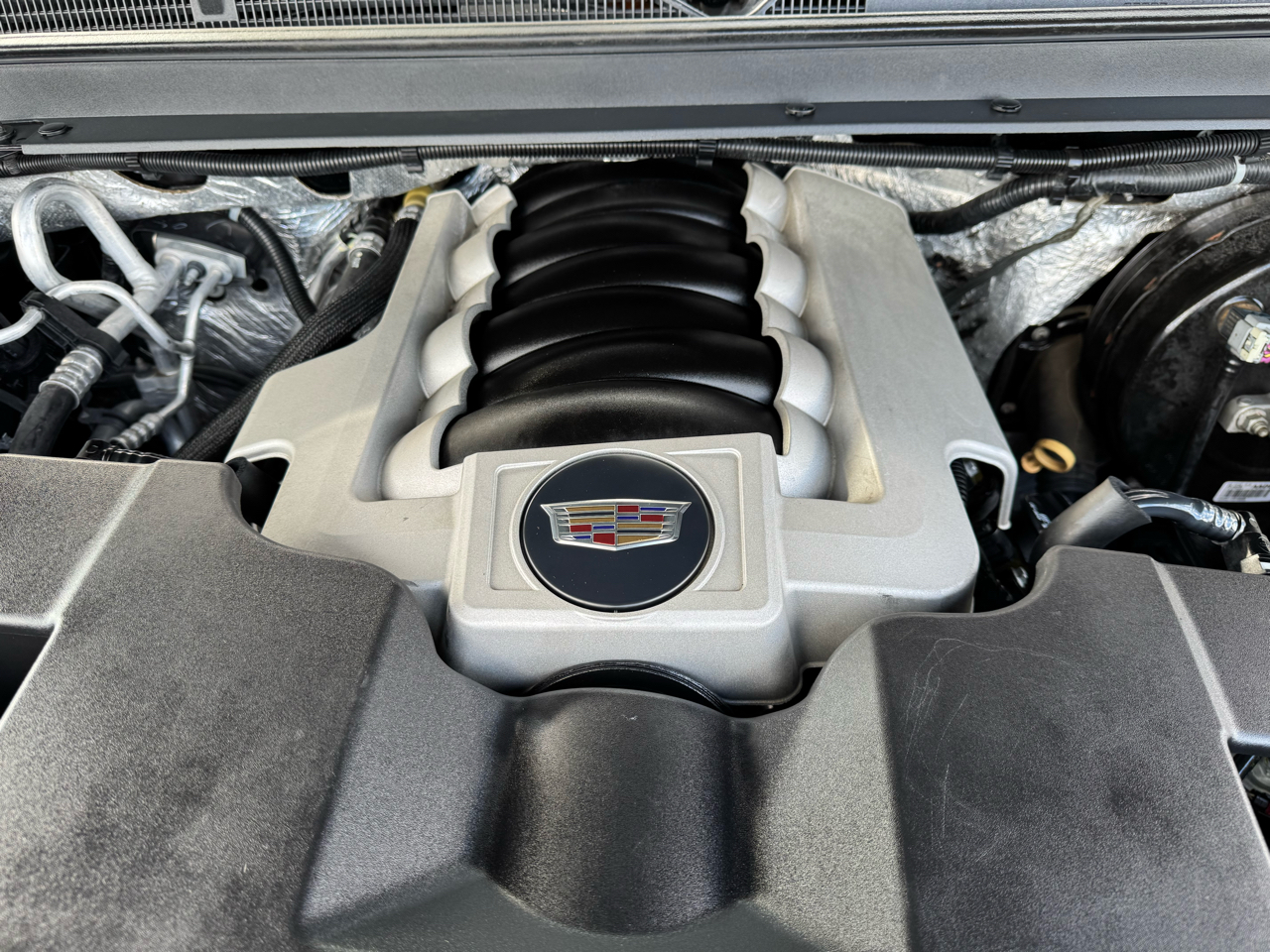 Cadillac Escalade ESV 4WD 4dr Luxury 2018 Cadillac Escalade ESV 4WD 4dr Luxury 2018