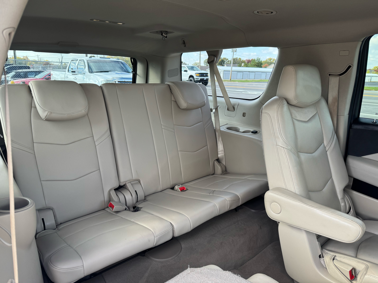 Cadillac Escalade ESV 4WD 4dr Luxury 2018 Cadillac Escalade ESV 4WD 4dr Luxury 2018