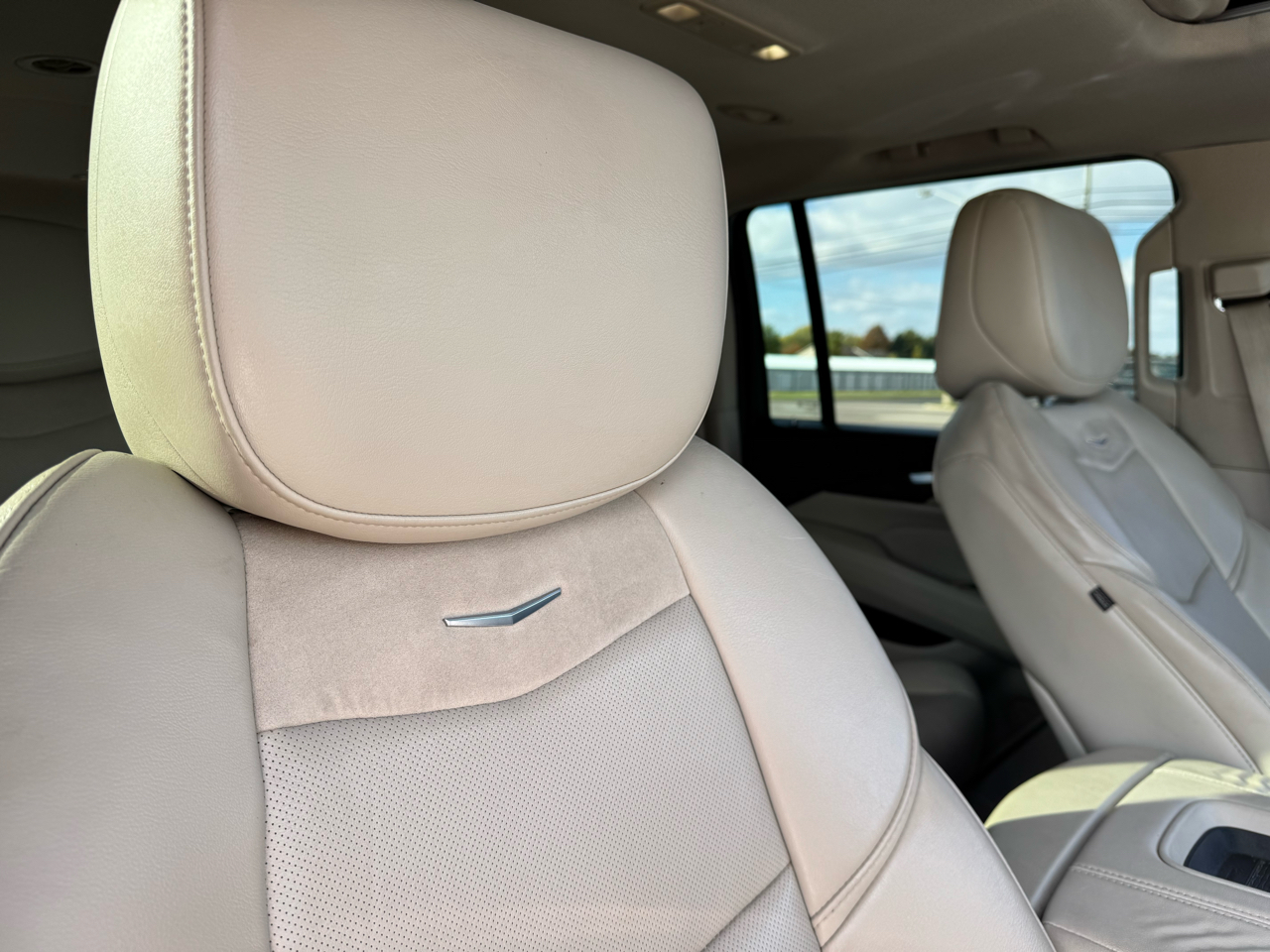 Cadillac Escalade ESV 4WD 4dr Luxury 2018 Cadillac Escalade ESV 4WD 4dr Luxury 2018