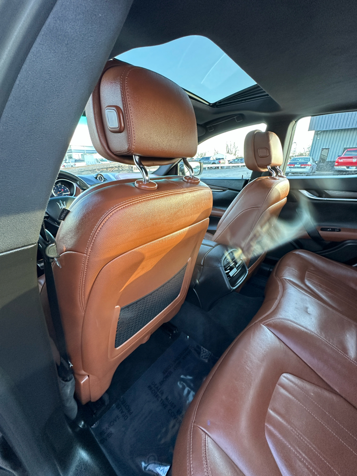 Maserati Ghibli 4dr Sdn S 2016