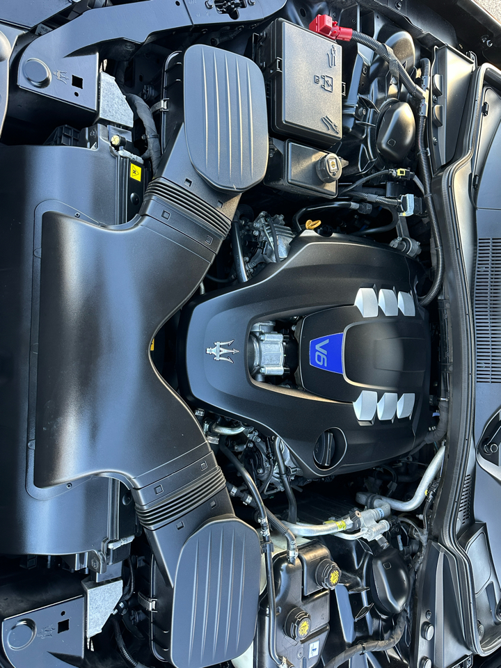 Maserati Ghibli 4dr Sdn S 2016